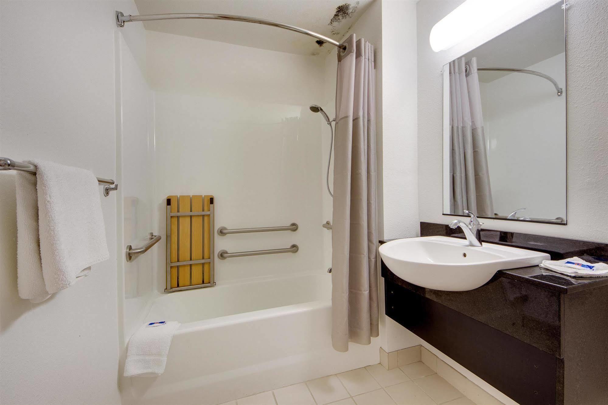 Avera Suites Muskogee Εξωτερικό φωτογραφία